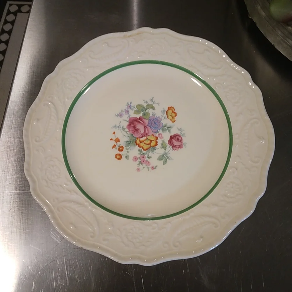 Adam Antique By Steubenville Dinner Plate (Will Glow Under Black Light)